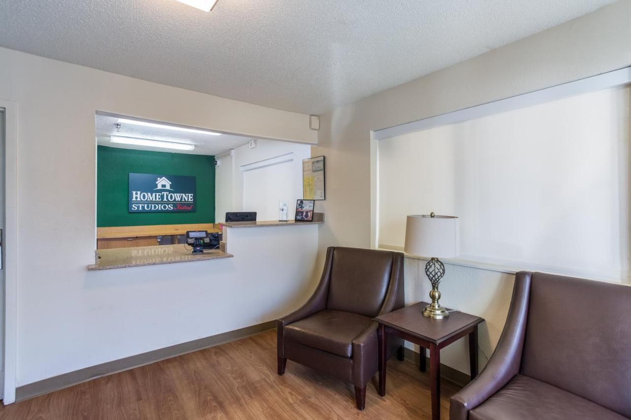 Hometowne Studios By Red Roof Nashville - Airport/Briley Pkwy מראה חיצוני תמונה