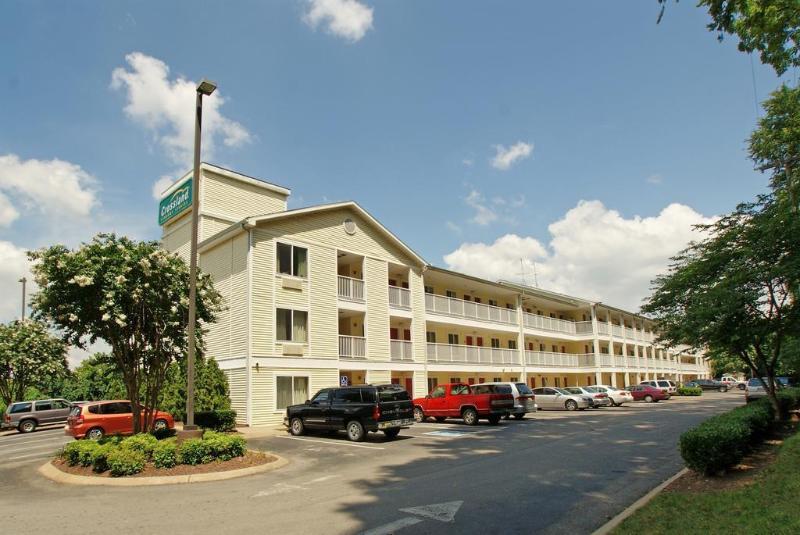 Hometowne Studios By Red Roof Nashville - Airport/Briley Pkwy מראה חיצוני תמונה