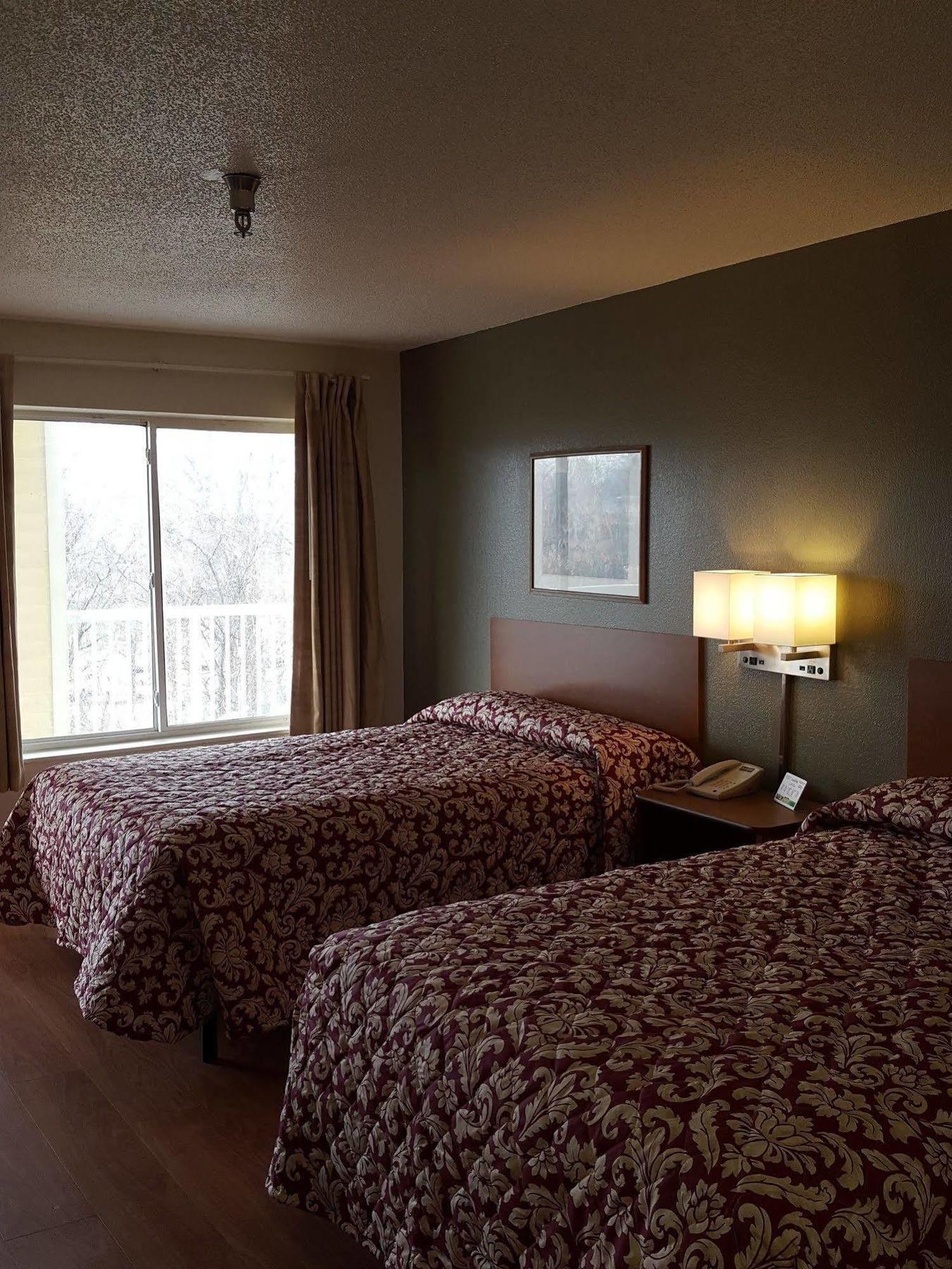 Hometowne Studios By Red Roof Nashville - Airport/Briley Pkwy מראה חיצוני תמונה